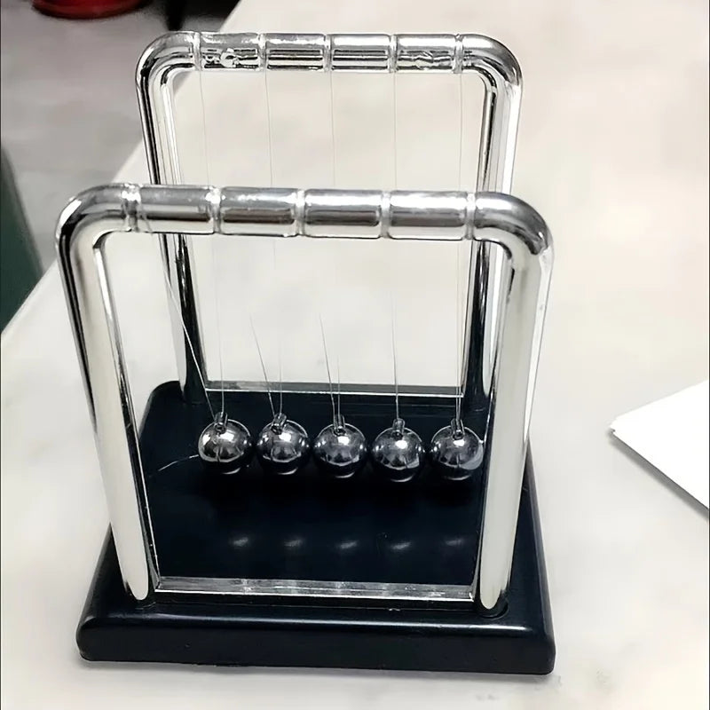 Elegant Newton's Cradle Balance Balls – Modern Desk Toy & Educational Office Decor